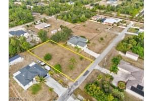 713 Plumosa Avenue, Lehigh Acres, FL 33972 - MLS#2026014356