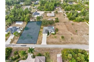 713 Plumosa Avenue, Lehigh Acres, FL 33972 - MLS#2026014356