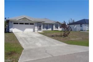 5542 Banning Street, Lehigh Acres, FL 33971 - MLS#2026014383