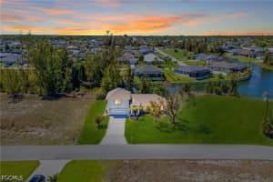 2006 21st Avenue, Cape Coral, FL 33993 - MLS#2026014388