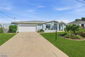 4433 Se 8th Pl, Cape Coral