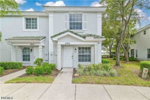 8305 Pacific Beach Dr, Fort Myers