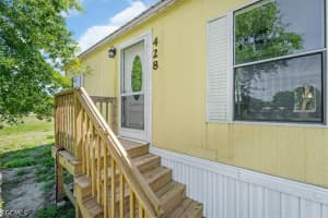 428 Avenue D NW, Moore Haven, FL 33471 - MLS#2026014536