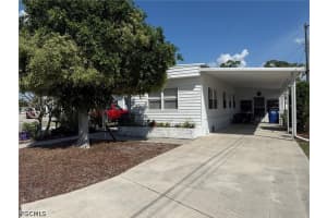 120 Lantern Place, North Fort Myers, FL 33917 - MLS#2026014552