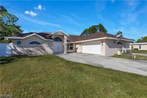521 Grant Avenue, Lehigh Acres, FL 33972 - MLS#2026014561