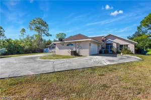 521 Grant Avenue, Lehigh Acres, FL 33972 - MLS#2026014561
