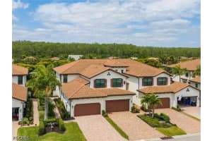 12019 Hawthorn Lake Dr 101, Fort Myers