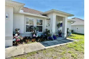 1916 Loyola Avenue, Lehigh Acres, FL 33972 - MLS#2026014572