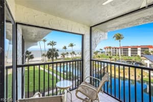 2445 W Gulf Dr 32e, Sanibel