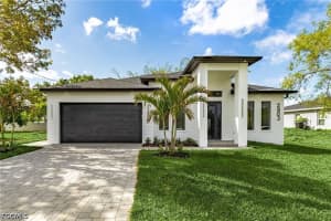 2903 10th St Sw, Lehigh Acres