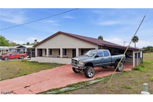 2405 Zoysia Lane, North Fort Myers, FL 33917 - MLS#2026014665