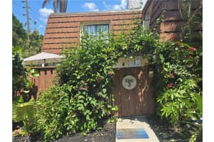 5240 Cedarbend Drive, Fort Myers, FL 33919 - MLS#2026014694