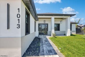 1013 Chaplin Avenue, Lehigh Acres, FL 33971 - MLS#2026014749