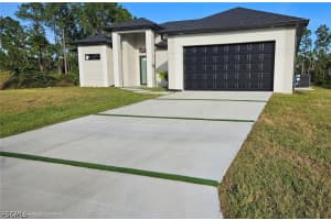 1402 5th Avenue, Lehigh Acres, FL 33972 - MLS#2026014785