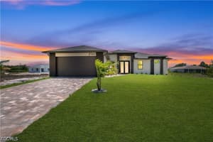 2707 29th Street, Lehigh Acres, FL 33976 - MLS#2026014825