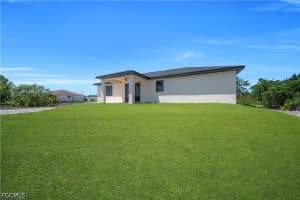 2707 29th Street, Lehigh Acres, FL 33976 - MLS#2026014825