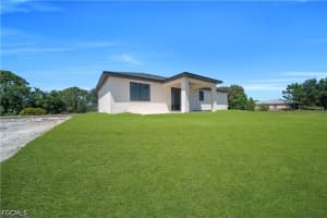 2707 29th Street, Lehigh Acres, FL 33976 - MLS#2026014825