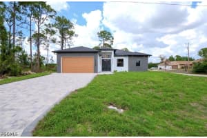 2800 30th Street, Lehigh Acres, FL 33971 - MLS#2026014846