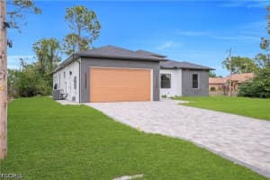 2800 30th Street, Lehigh Acres, FL 33971 - MLS#2026014846