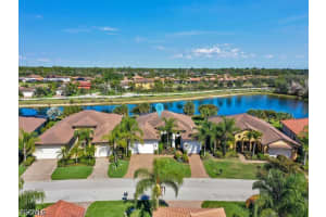 10093 Avalon Lake Cir, Fort Myers