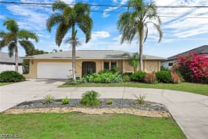 713 39th Terrace, Cape Coral, FL 33914 - MLS#2026014931