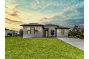 718 Bedford Point Avenue, Lehigh Acres, FL 33974 - MLS#2026014946