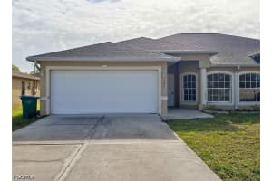 527 24th Place, Cape Coral, FL 33909 - MLS#2026014974