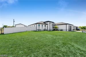 523 16TH Place, Cape Coral, FL 33993 - MLS#2026014979