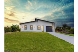 515 Croydon Avenue, Lehigh Acres, FL 33974 - MLS#2026014994