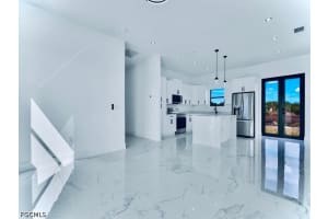 515 Croydon Avenue, Lehigh Acres, FL 33974 - MLS#2026014994