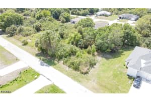 6035-6037 Latimer Avenue, Fort Myers, FL 33905 - MLS#2026015026