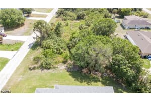 6035-6037 Latimer Avenue, Fort Myers, FL 33905 - MLS#2026015026