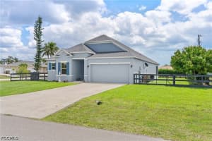 910 33rd Terrace, Cape Coral, FL 33914 - MLS#2026015081