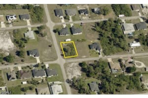 3914 26th Street, Lehigh Acres, FL 33976 - MLS#2026015084