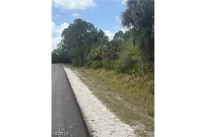405 Thompson Avenue, Lehigh Acres, FL 33972 - MLS#2026015090