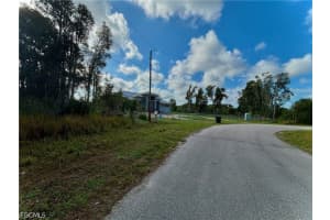 433 Paulcrest Avenue, Lehigh Acres, FL 33974 - MLS#2026015125