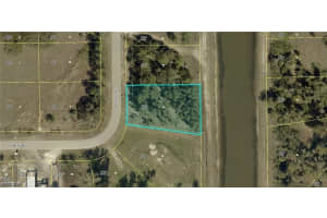 433 Paulcrest Avenue, Lehigh Acres, FL 33974 - MLS#2026015125