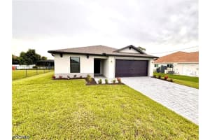 1006 Nw 21st Ter, Cape Coral