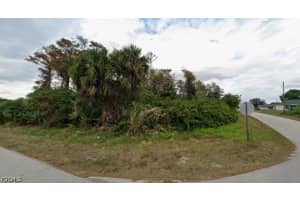 4620 5th Street, Lehigh Acres, FL 33971 - MLS#2026015171