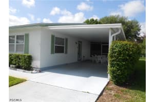 52 Heath Aster LN, Lehigh Acres, FL 33936 - MLS#2026015194