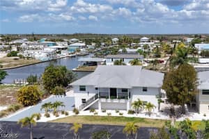 2932 Buttonwood Key Court, St James City, FL 33956 - MLS#2026015213