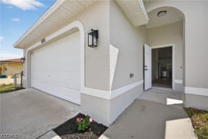 1213 10th Place, Cape Coral, FL 33991 - MLS#2026015230