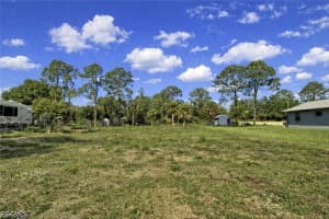 613 Cleveland Avenue, Lehigh Acres, FL 33972 Sold 04/23/26