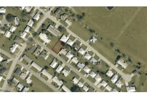 5007 42nd Terrace, Okeechobee, FL 34974 - MLS#2026015357