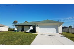 3002 52 Street, Lehigh Acres, FL 33971 - MLS#2026015367
