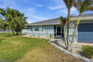 906 Venice Avenue, Lehigh Acres, FL 33971 - MLS#2026015435