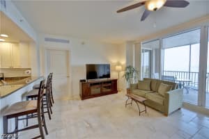 2090 First Street, Fort Myers, FL 33901 - MLS#2026015444