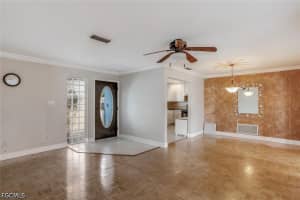 806 Entrada Drive, Fort Myers, FL 33919 - MLS#2026015467
