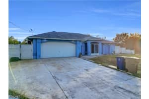 2402 14th Street, Lehigh Acres, FL 33972 - MLS#2026015470