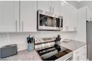 3222 Santa Barbara Place, Cape Coral, FL 33914 - MLS#2026015538
